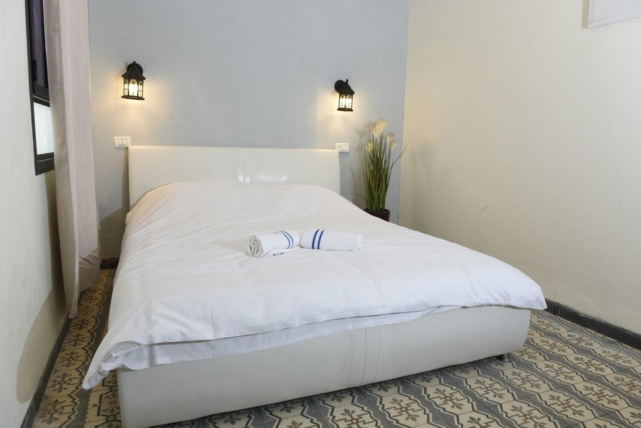 Shirat Ha-Agam Hotel Тиберия Екстериор снимка