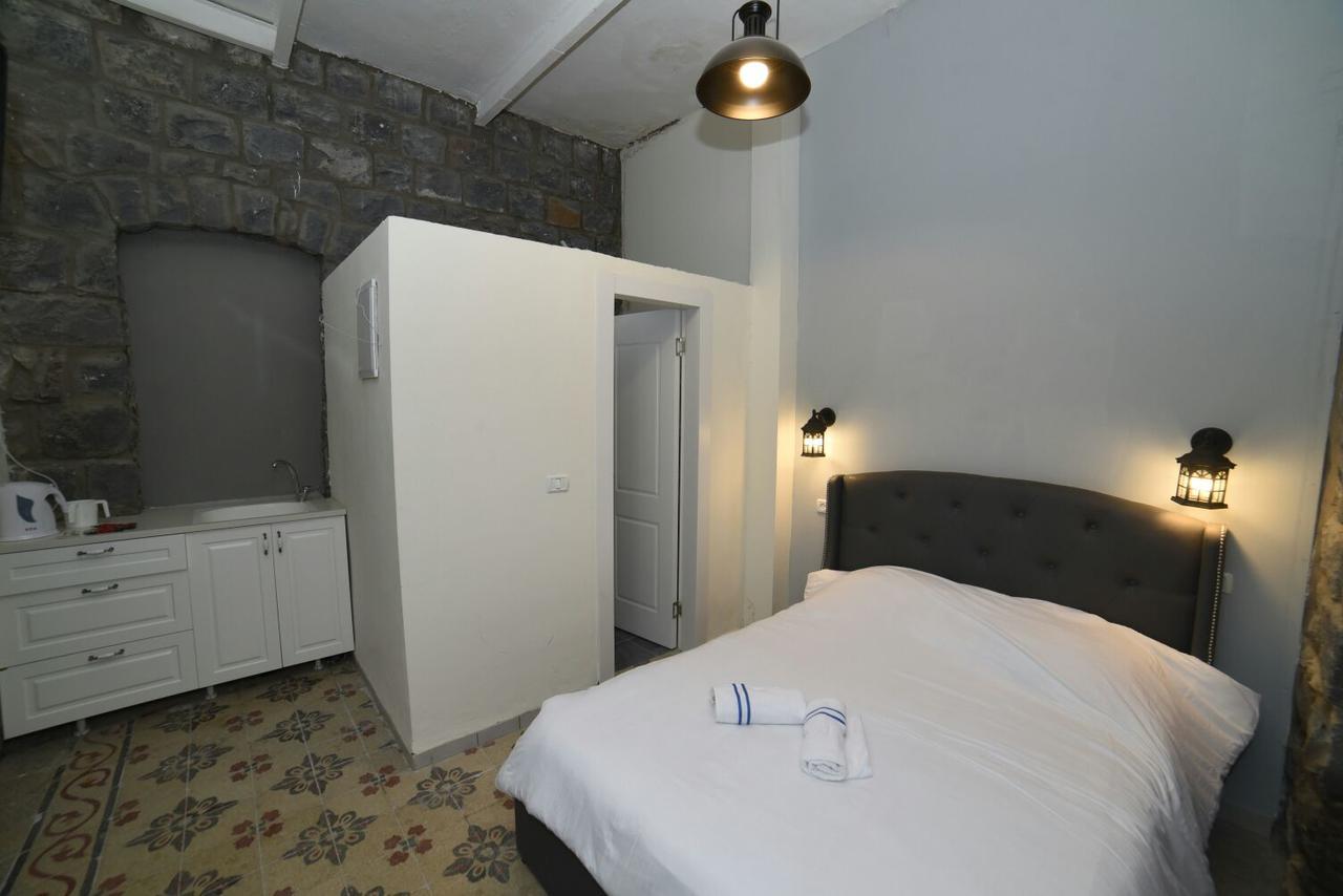 Shirat Ha-Agam Hotel Тиберия Екстериор снимка
