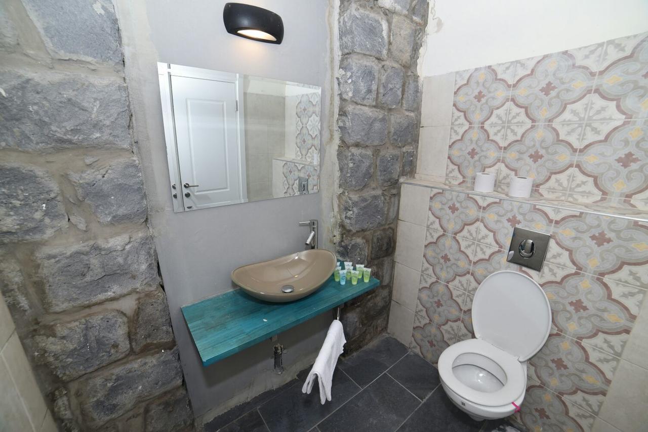 Shirat Ha-Agam Hotel Тиберия Екстериор снимка