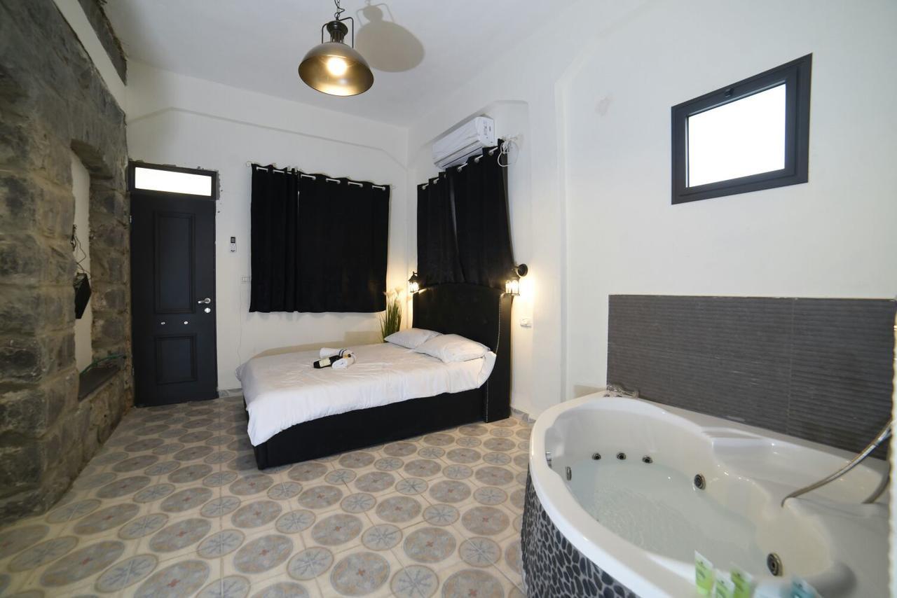 Shirat Ha-Agam Hotel Тиберия Екстериор снимка