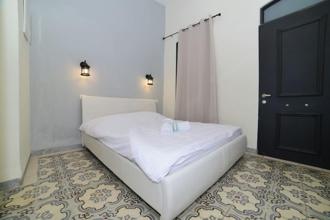 Shirat Ha-Agam Hotel Тиберия Екстериор снимка