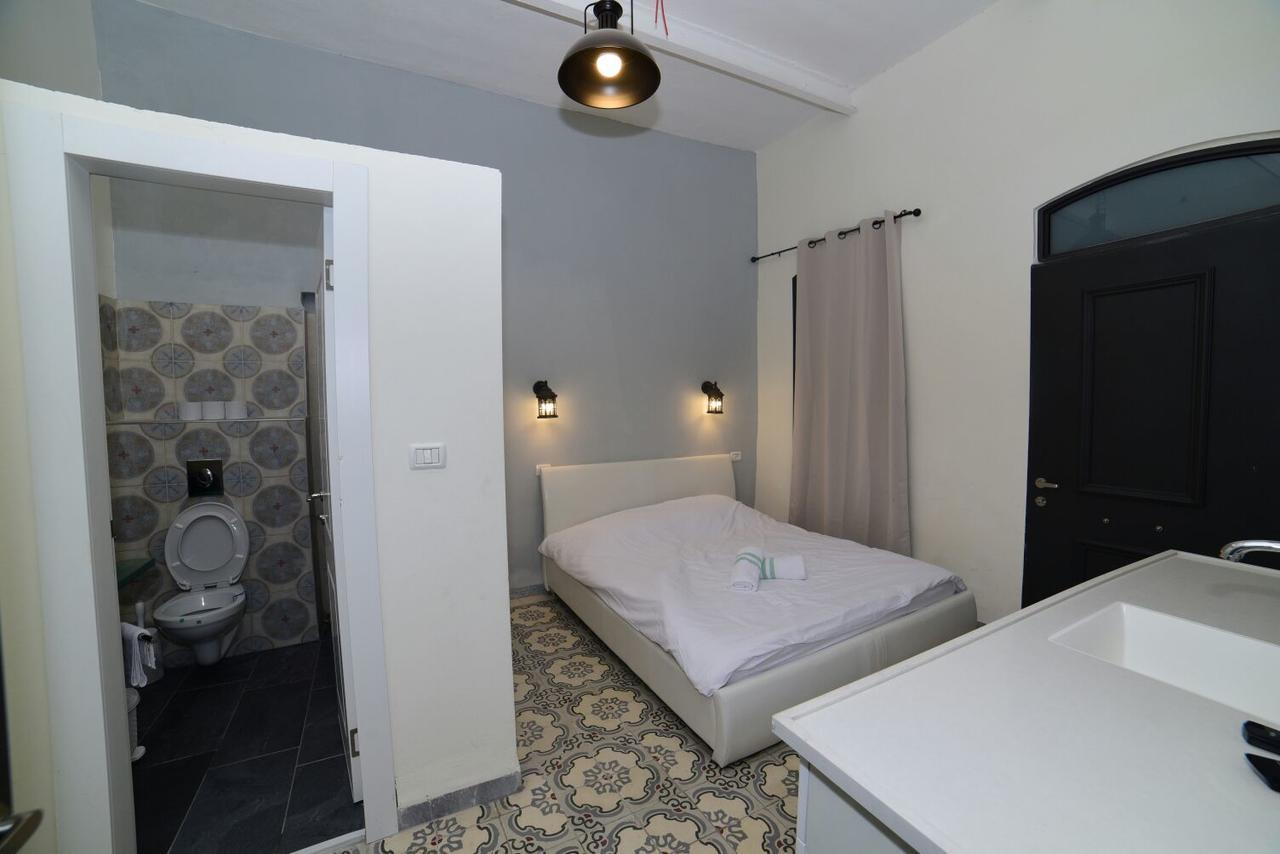 Shirat Ha-Agam Hotel Тиберия Екстериор снимка