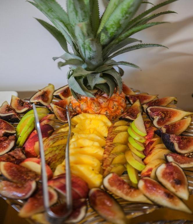 Shirat Ha-Agam Hotel Тиберия Екстериор снимка